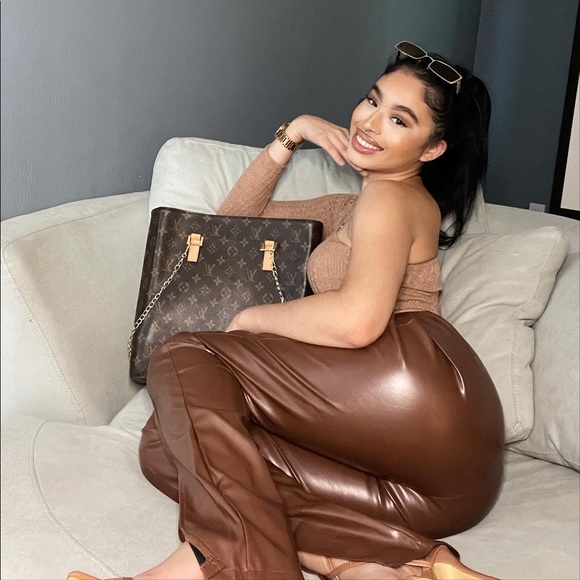 ruth_dallana